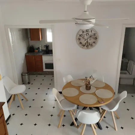 Casa En El Centro Del Pueblo Conil De La Frontera